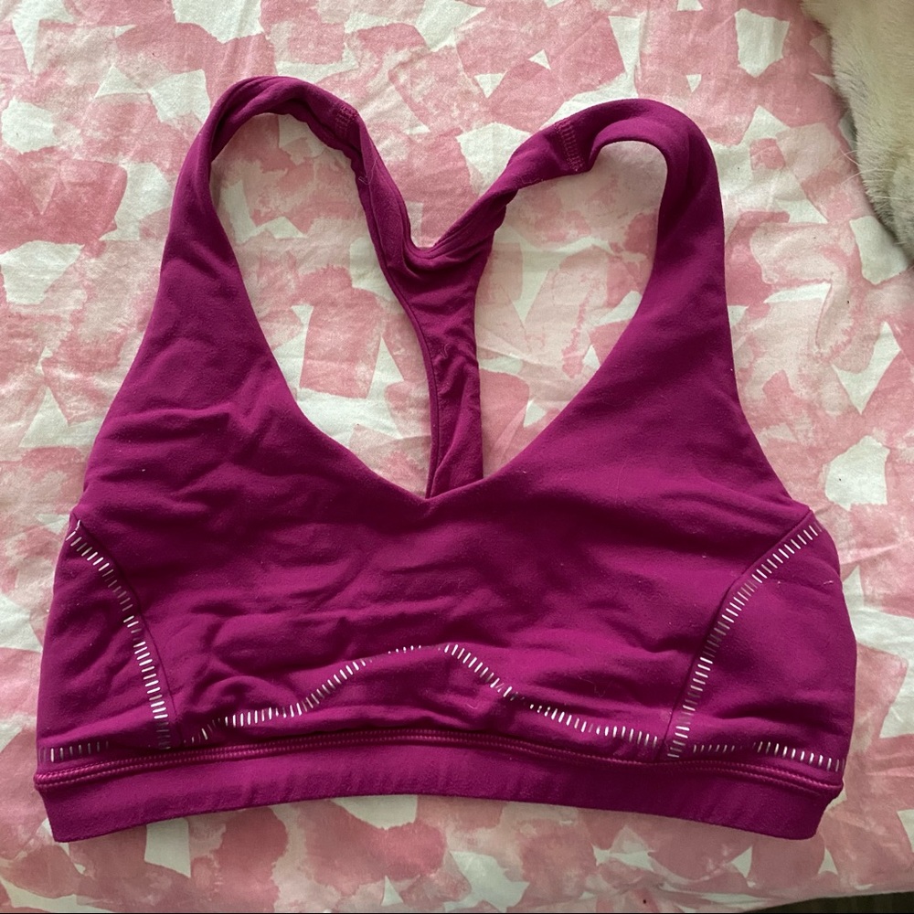 lululemon sports bra